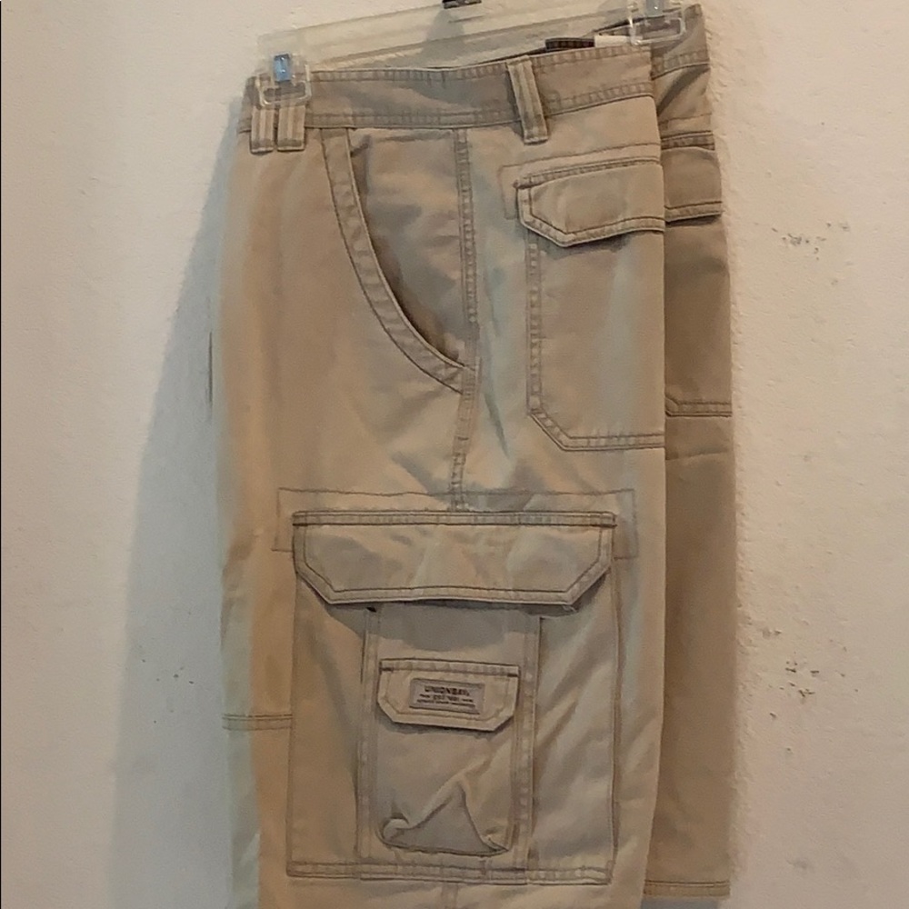 Men's shorts size 36, inseam 29
